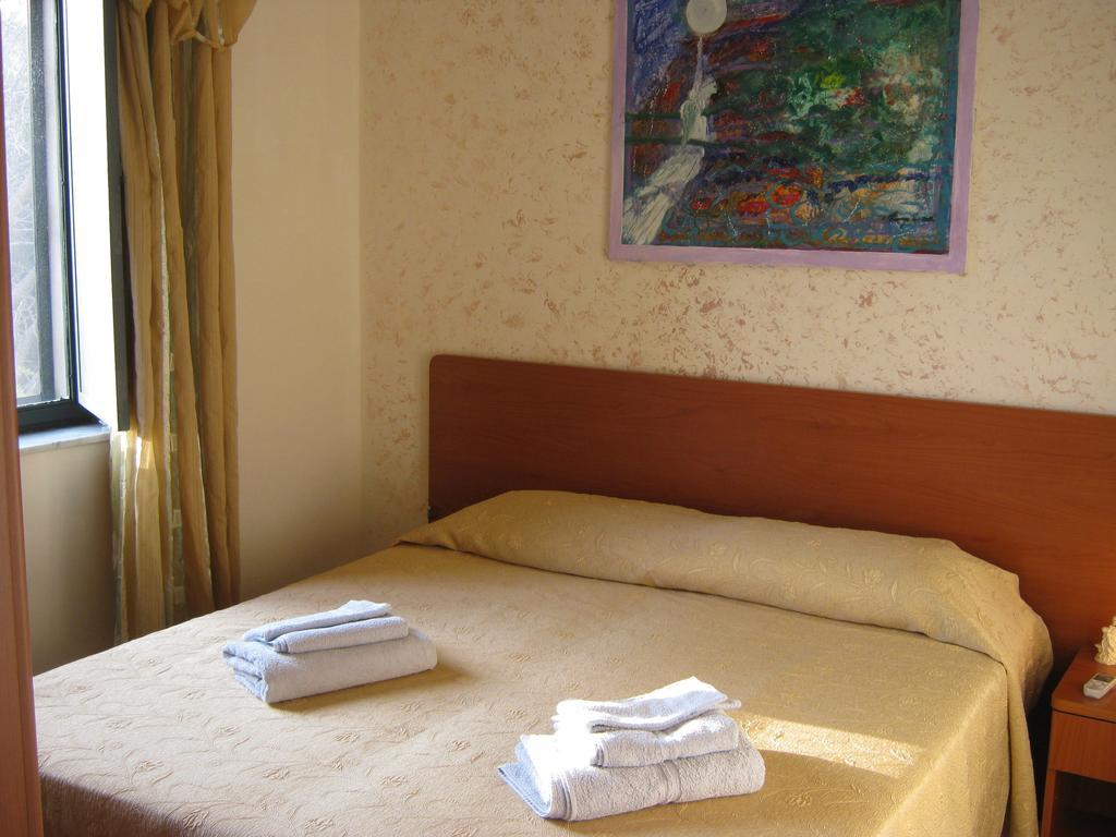 Assoro B&B La Casa Dell'Artista المظهر الخارجي الصورة